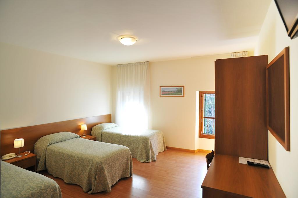Albergo Croce D'Oro Dolce Экстерьер фото